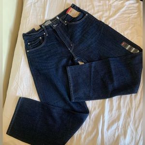 Levi’s Straight Leg Jeans